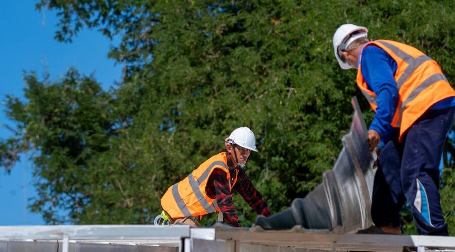 Expert Emergency Roof Repairs services in Mansfield Center, CT